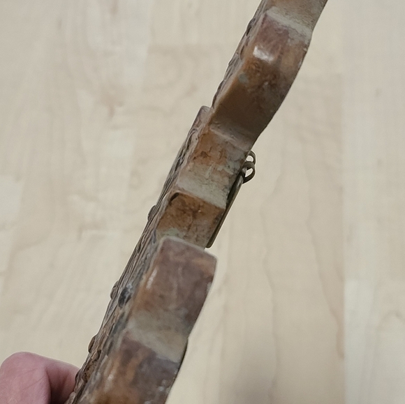 Large wall hanging cross - Picture 4 of 13